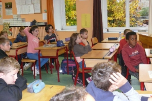 Grazac : les écoliers apprennent la valorisation des textiles avec AVI43