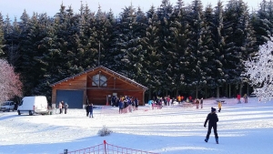 Queyrières : toutes les pistes de skis et de raquettes sont ouvertes dans le Meygal