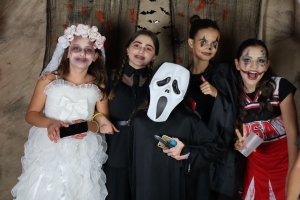 Bal Halloween à Saint-Maurice-de-Lignon : Sucs et Lignon fait danser d’effrayants invités