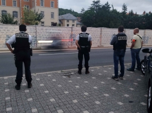 Le Puy-en-Velay : la police à la chasse aux rodéos urbains