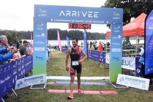Arthur Forissier récupère son titre de champion de France de cross-triathlon à Devesset