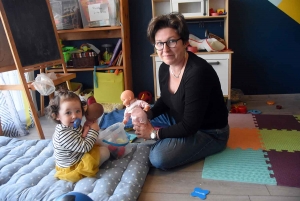 Mazet-Saint-Voy : Anaïs Bayle accompagne les parents à domicile