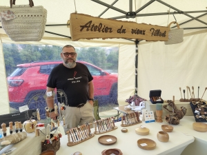 Retournac : de l&#039;artisanat et des voitures anciennes sur les bords de Loire ce lundi