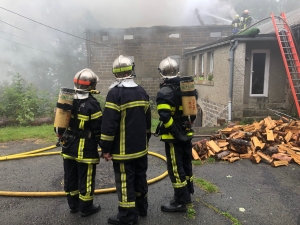 Le Mazet-Saint-Voy : une habitation entièrement détruite dans un incendie