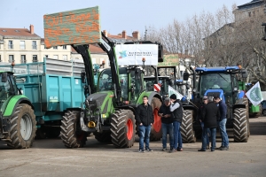 120 tracteurs au Puy-en-Velay pour une mobilisation historique des agriculteurs