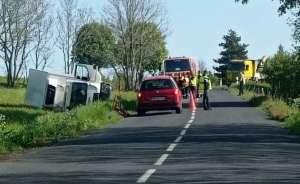 Un camion se couche le long de la RD26 à Fay-sur-Lignon