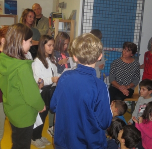 Les écoliers de Saint-Joseph fêtent les 10 ans de la bibliothèque de Montfaucon