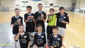 Aurec-sur-Loire : les collégiens de Notre-Dame-de-la-Faye champions de futsal