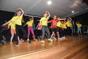 Chambon-sur-Lignon : Dance Move 43 devient Zumb&#039;Attitude