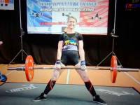 Force athlétique : Véronique Descours double championne de France en Bench Press et powerlifting