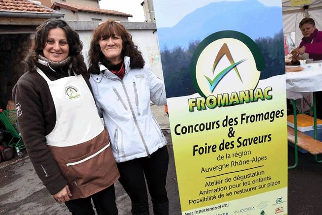 Elodie Marinho (à gauche) est la présidente du Plateau gourmand, organisateur de Fromaniac.|||||