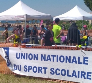 Les collégiens d&#039;Yssingeaux au championnat de France UNSS d&#039;aquathlon-triathlon