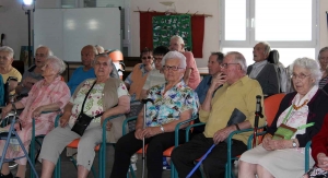Le Festival des 7 Lunes fait une étape appréciée à la maison de retraite d&#039;Yssingeaux