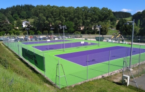 Saint-Didier-en-Velay : trois courts de tennis refaits à neuf