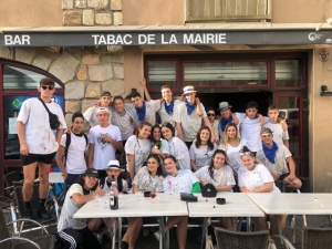 Bas-en-Basset : après les épreuves du bac, les classards se détendent en Ardèche