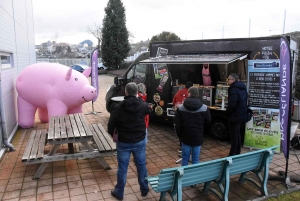 Yssingeaux : le food truck de Brocéliande à la rencontre des salariés sur la zone de Lavée