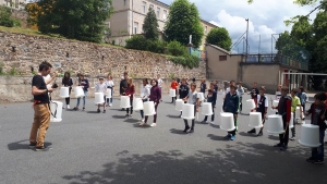 Monistrol-sur-Loire : les écoliers retrouvent les ateliers de percussions sur bidon