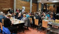65 convives à un repas organisé à Monistrol-sur-Loire. Photo Lucien Soyere