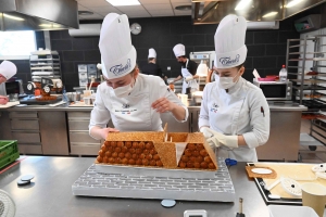 Le 18e concours de pâtisserie des Croquembouches à Yssingeaux en photos