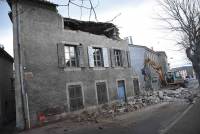 Bas-en-Basset : les travaux de démolition de la maison Girard ont débuté