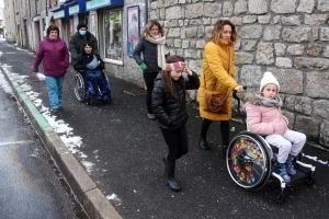 Tas de neige sur les places handicapées : des familles écrivent à la mairie à Tence