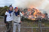 Bas-en-Basset : un immense feu de joie pour le fougat des classards