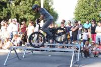 Bas-en-Basset : un show de vélo acrobatique enthousiasmant