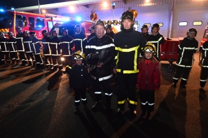 Saint-Julien-Chapteuil : à la veille de sa retraite de pompier, Jean-Pierre Exbrayat reçoit un hommage (vidéo)