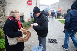 Les visiteurs pousssent comme des champignons à Saint-Bonnet-le-Froid (vidéo)