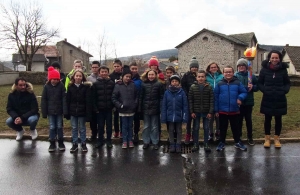 Saint-Jeures : les écoliers cultivent la flamme olympique