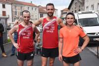 Le podium des 7,5 km : Jonathan Romeuf (3e), Pierre Roure (1er) et Bastien Cellier (2e)