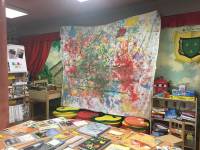 Araules : une exposition de peintures de bambins à la bibliothèque