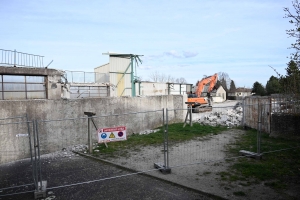 Saint-Maurice-de-Lignon : l&#039;ancienne friche Bardon est en cours de déconstruction