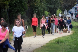 Une nuée rose et blanche sur la Course des filles à Brives-Charensac (photos + vidéo)