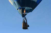 Les montgolfières partent là où le vent les portera (vidéo)