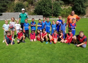 Chambon-sur-Lignon : 63 jeunes footballeurs ont foulé la pelouse cet été