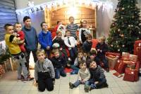 Le Chambon-sur-Lignon : 8 médaillés du travail et des cadeaux pour les petits à Intermarché