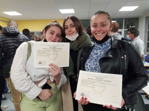Brives-Charensac : diplômés, heureux et fiers à la Chartreuse