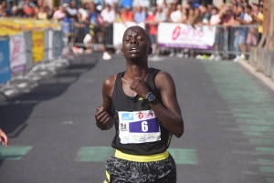 15 km du Puy : l&#039;incroyable victoire du Kenyan Kibet dans les derniers mètres