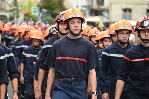 Pompiers et matériels paradent au Puy-en-Velay pour le congrès départemental