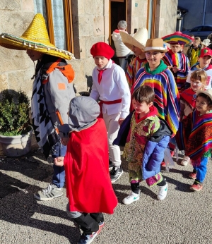 Raucoules : un carnaval dépaysant pour les  écoliers