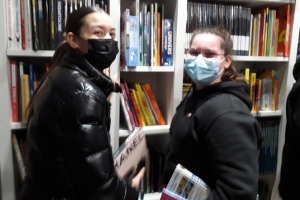 Monistrol-sur-Loire : les jeunes de 4e du collège privé ont choisi leurs livres à la librairie