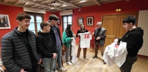 Saint-Romain-Lachalm : des messages et des maillots pour les classards 2026