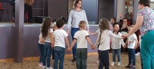 Bas-en-Basset : un bal des familles pour les maternelles de Louise-Michel