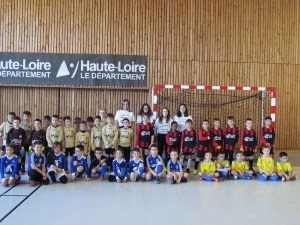 Saint-Julien-Chapteuil : quatre clubs au tournoi futsal U9 organisé par quatre étudiantes