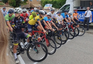 Cyclisme : les jeunes du Vélo Club du Velay suivent le train