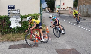 Cyclisme : les jeunes du Vélo Club du Velay suivent le train