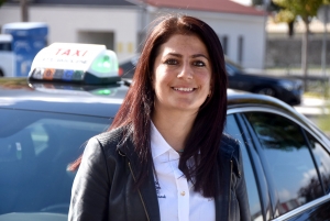 Sainte-Sigolène : Emine Elmaci devient chauffeur de taxi à son compte