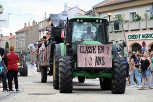 Saint-Just-Malmont : une ribambelle de chars pour les classes en 2 (vidéo)